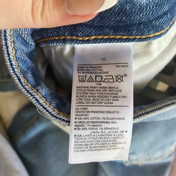 NWT Old Navy Light Blue Straight Leg Jeans - Picture 4 of 4